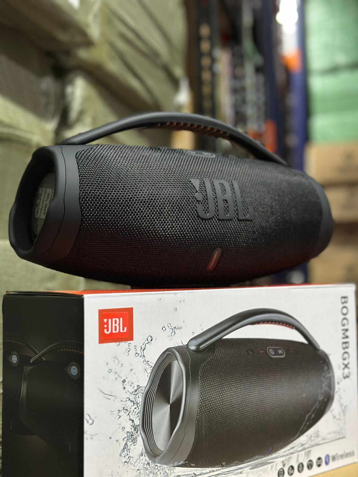 JBL Boombox 3: La bestia del sonido que pone a vibrar tu mundo 🎶🔥