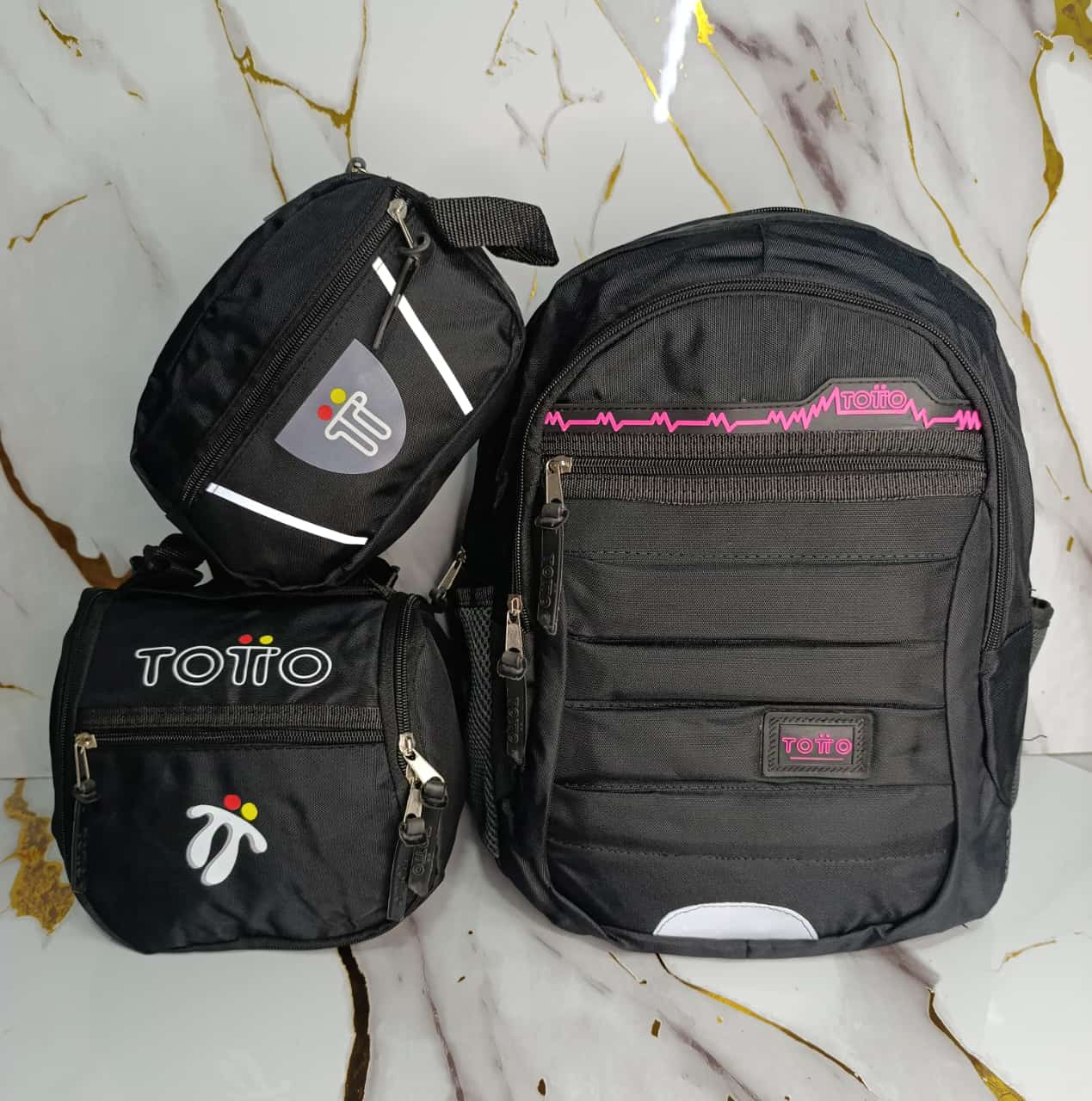 Trío Estudiantil : morral + lonchera + cartuchera en oferta
